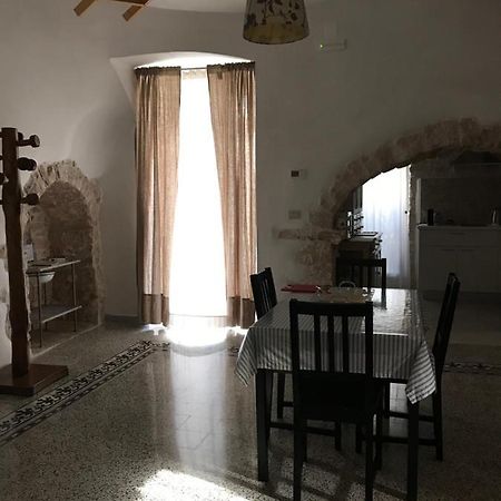 Вілла Il Trullo Del Palmento Альберобелло Екстер'єр фото