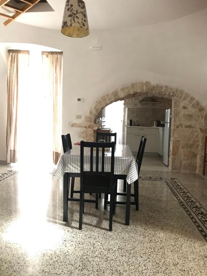 Вілла Il Trullo Del Palmento Альберобелло Екстер'єр фото