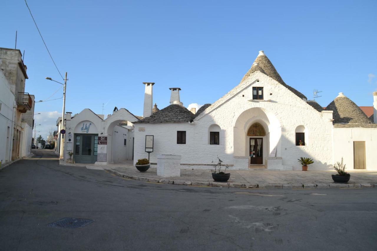 Вілла Il Trullo Del Palmento Альберобелло Екстер'єр фото